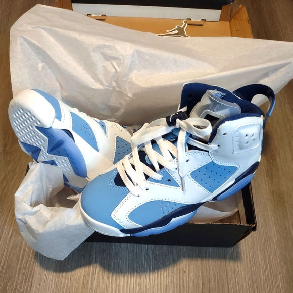 SOLD Air Jordan 6 Retro Sneakers (SOLD) - Picture 1 of 4